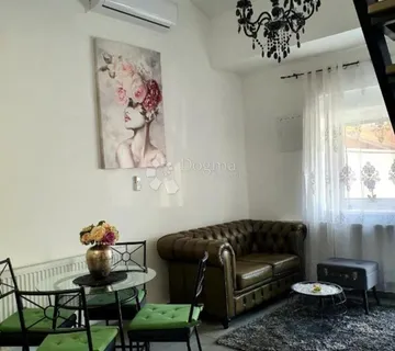 Romantičan stan s galerijom u Varaždinu - cover