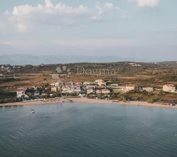 LJUBAČKI STANOVI- građevinsko zemljište - cover