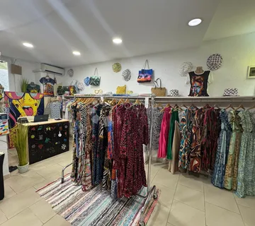 Poslovni prostor i garsonjera u centru Rovinja - cover