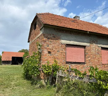 Seosko imanje s karakterom – savršeno za OPG! - cover