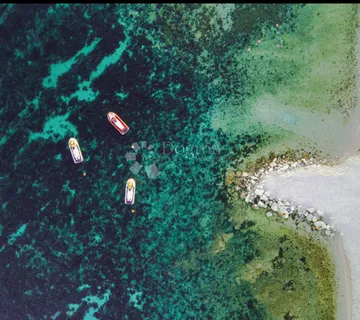 Luksuzna rezidencija s bazenom-otok Vir - cover