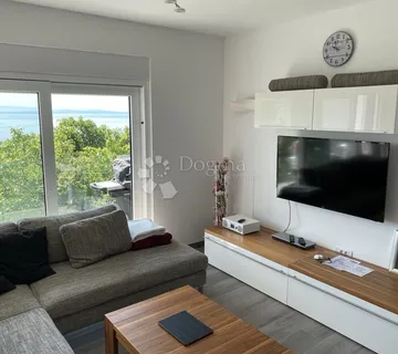 Stan sa panoramskim pogledom - cover