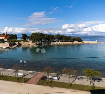 Otok Ugljan Penthouse 1.red do mora - cover