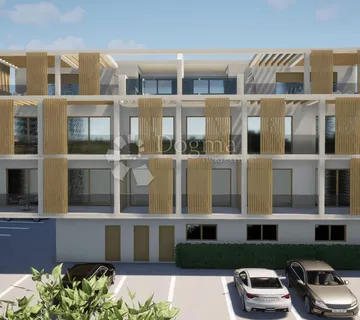 Atraktivan dvosoban stan na 1. katu s liftom, pogled more - cover