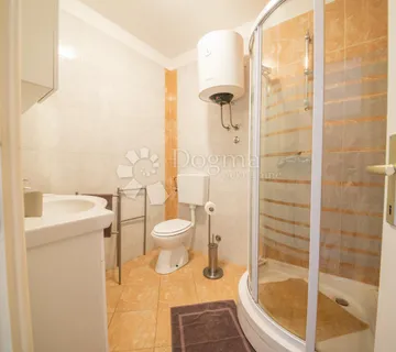 Ražanac 1. red do mora - cover