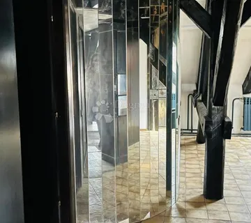 ZAGREB CENTAR, 230 m2 - cover