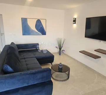 STAN U TROGIRU NAJAM - cover