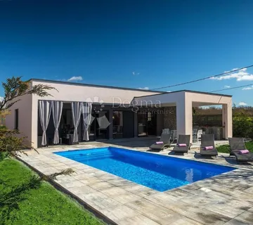 Svetvinčenat - luksuzna prizemnica s bazenom na TOP lokaciji - cover