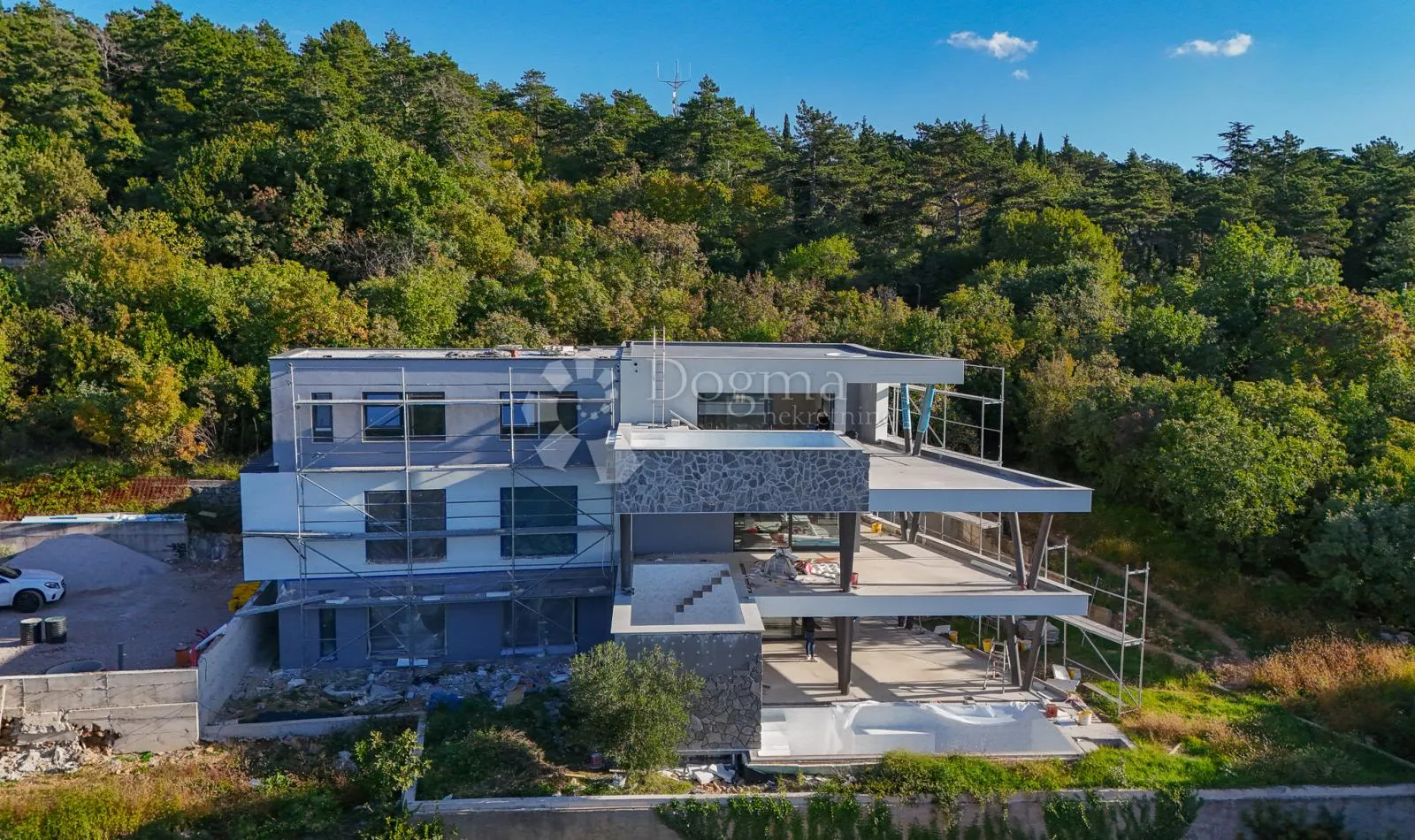 Luksuzna novogradnja na gradskoj liniji S3 - cover