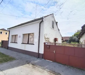 Kuća za adaptaciju u Virju–104,10 m² + garaža + gospodarska zgrada - cover