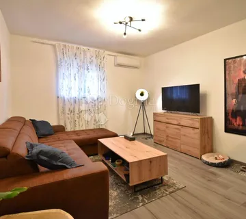 SAMO U DOGMI! stan sa vrtom, 1/1, uporabna  - cover