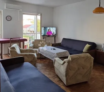 Crikvenica,strogi centar - cover