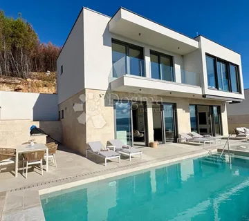 Ekskluzivna Vila sa spektakularnim pogledom na more - cover