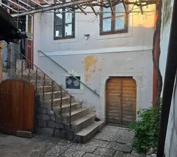 Tradicionalna primorska starina u zaleđu Crikvenice - cover