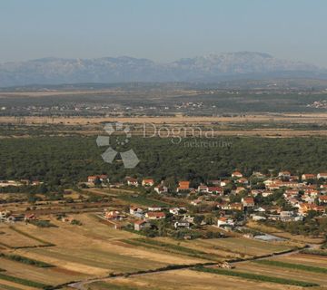 PRILIKA građevinsko zemljište 1050m² - Gorica - cover