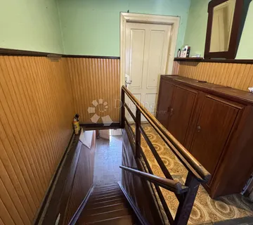 Kuća u Lokvama za adaptaciju -  prilika za dom po vašoj mjeri - cover