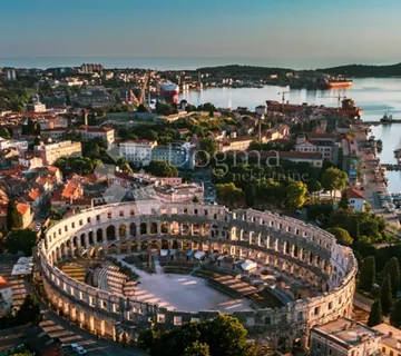 Poslovni prostor Pula - centar - PRILIKA!  - cover