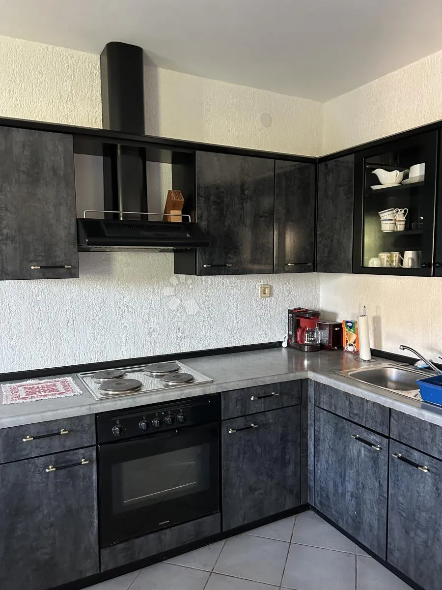 Apartment in the first row to the sea with an exceptional view and location. - cover