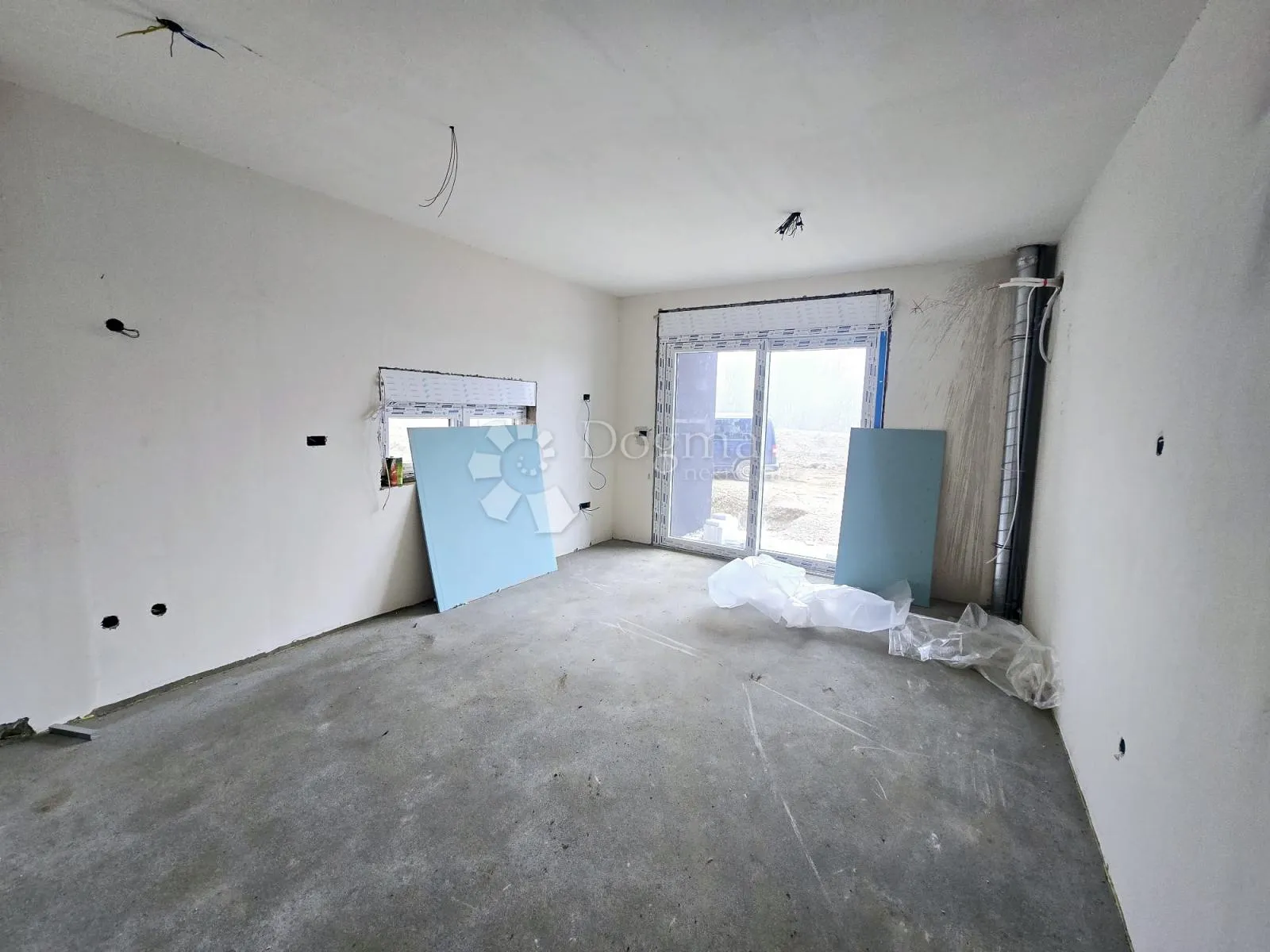 POSLJEDNJI DOSTUPAN STAN U PROJEKTU- NOVOGRADNJA SA VRTOM! - cover