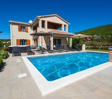 LABIN, kuća sa bazenom i jacuzziem nedaleko mora  - cover