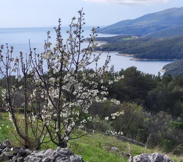 Građevinsko zemljište s panoramskim pogledom na more! - cover