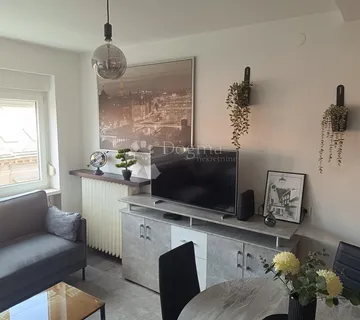 Elegantan jednosobni stan - cover