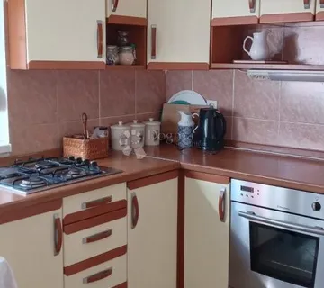 Prekrasna kuća za život ili turizam u Erdutu! - cover