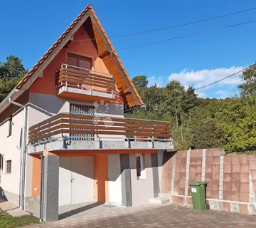 PREKRASNA VIKENDICA U PRIRODI KOD KARLOVCA - cover