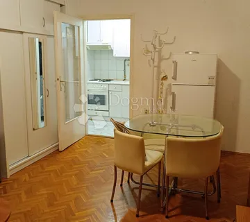 Rijeka, Zamet, garsonjera 22 m2, prodaja - cover