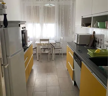 Prostran trosoban stan za najam – Kozala, Rijeka - cover