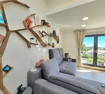 54m2, OPEN SPACE, 1. red do mora, pored ACI marine - cover