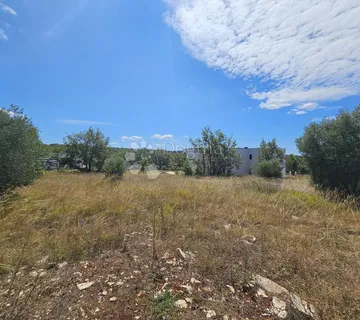  Građevinska parcela na traženoj lokaciji  - cover