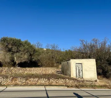 PAG, STARA NOVALJA, teren drugi red od mora - cover