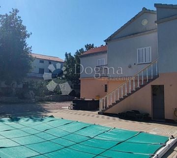 Seline, Starigrad - Obiteljska kuća 70 metara od mora - cover