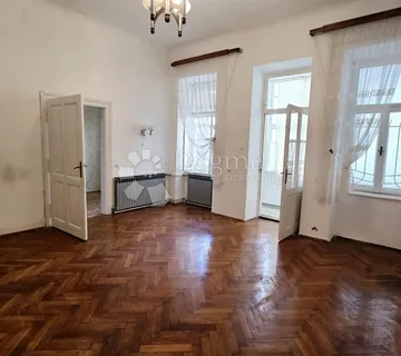 TOP POTENCIJAL U STROGOM CENTRU ZAGREBA ! - cover