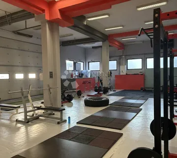 Višenamjenska hala - cover