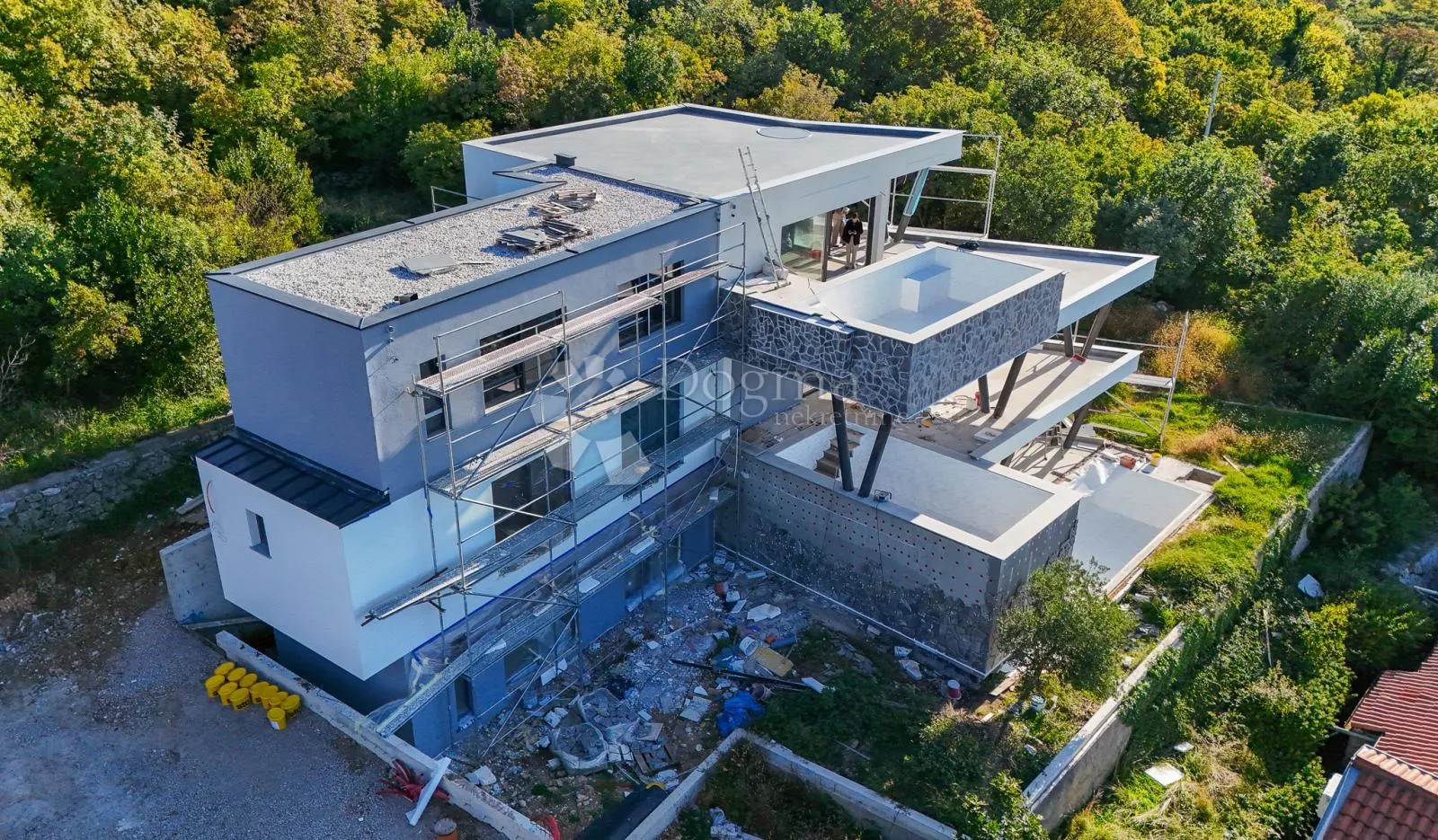 Luksuzna novogradnja na gradskoj liniji S1 - cover