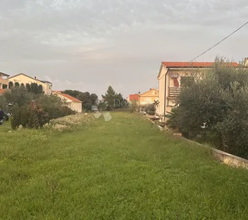 VIR GRAĐEVINSKO ZEMLJIŠTE 1604m2, NA ATRAKTIVNOJ LOKACIJI PLAŽA JADRO - cover