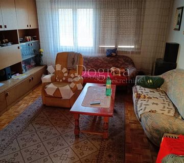 Uređen stan na prvom katu kuće u centru Ogulina - cover