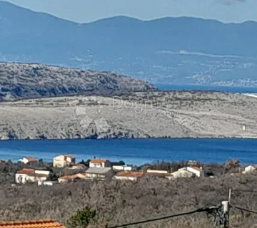 Vila s bazenom u neposrednoj blizini mora - cover