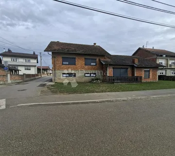 KUĆA S 2 HALE - cover