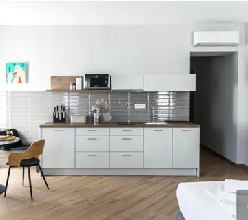 Centar-150m2-3APP KOMPLETNO ADAPTIRANO I NAMJEŠTENO - cover