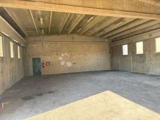 Višenamjenska poslovna hala - cover