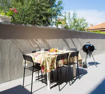 Pula – prostran i opremljen stan za najam u prizemlju  - cover