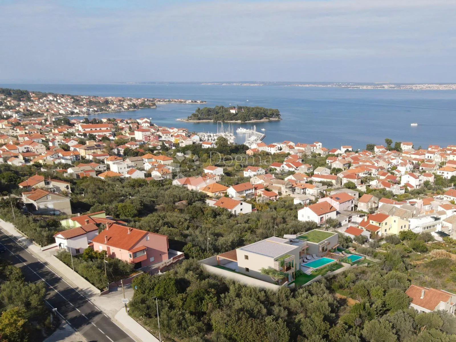 OTOK UGLJAN - GRAĐEVINSKO ZEMLJIŠTE S POGLEDOM NA MORE - cover