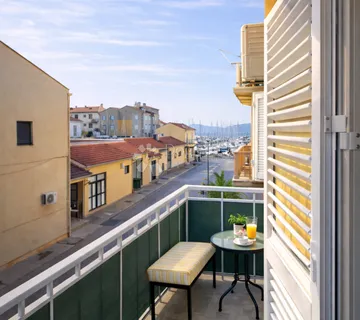 TOP PRILIKA - u centru Biograda na Moru, 50m od mora - cover