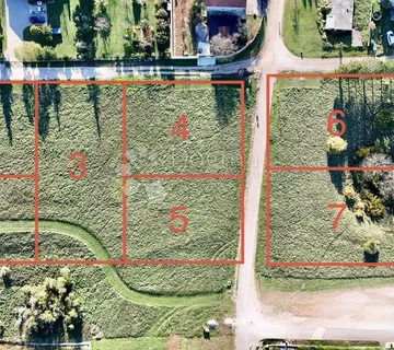 PREKRASNO IMANJE 8257 m2! Građevinsko zemljište 6km od mora!  - cover