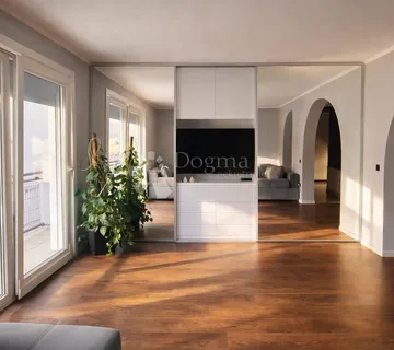 DVOETAŽNI STAN 250 m2- Vrapčanska ulica!!! - cover