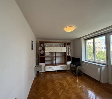 Grada Mainza– 2-sobni stan s loggiom i liftom, 44 m² - cover