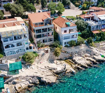 PRVI RED DO MORA , STAMBENA KUĆA, INVESTICIJSKA PRILIKA - cover